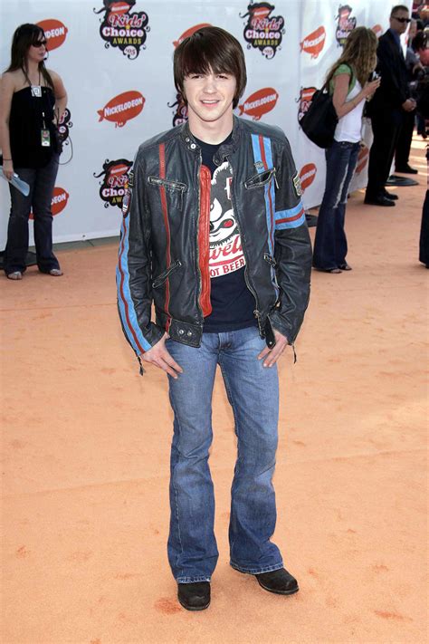 drake bell boots|how old is drake bell.